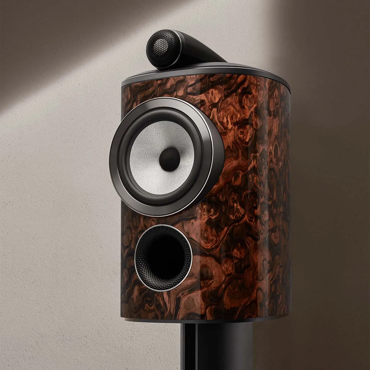 Bowers & Wilkins 805 D4 Signature Bookshelf Speaker