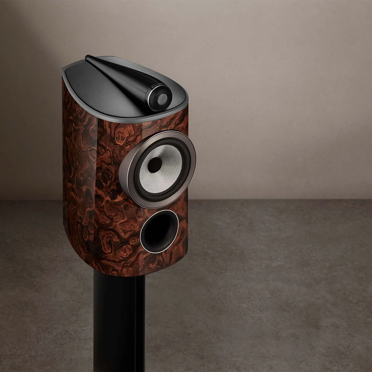 Bowers & Wilkins 805 D4 Signature Bookshelf Speaker