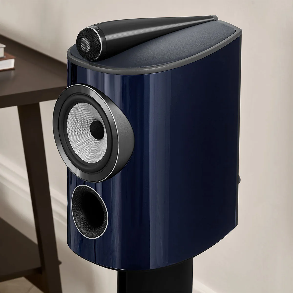 Bowers & Wilkins 805 D4 Signature Bookshelf Speaker