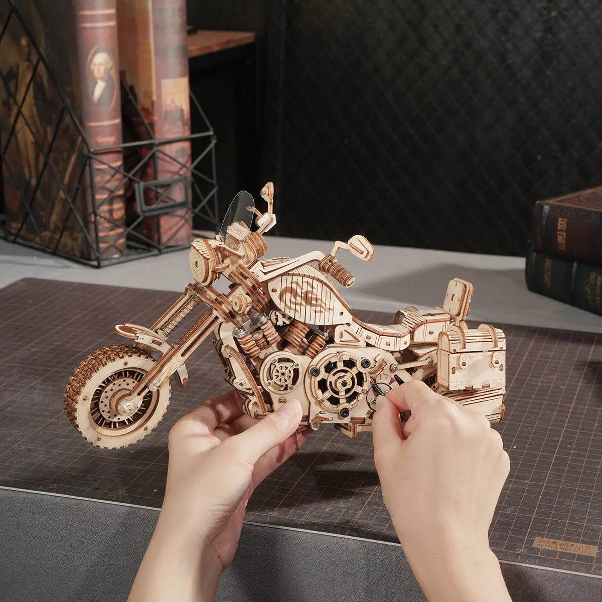 ROKR Cruiser Motorcycle LK504 3D Wooden Puzzle